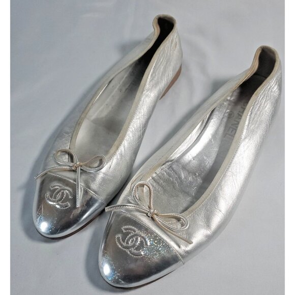 Chanel Gold Metallic Ballet Flats EU Size 42 US 10 G02819 Made in Italy - Picture 1 of 16